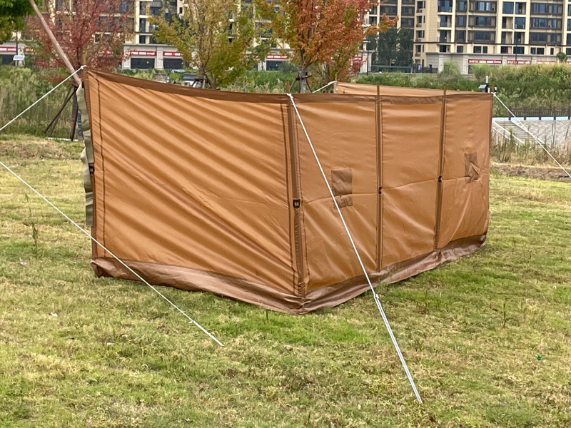 1 Outdoor Foldable Oxford Windscreen | Durable Wind Protection for Saudi Arabia, Qatar, UAE, Kuwait, Oman