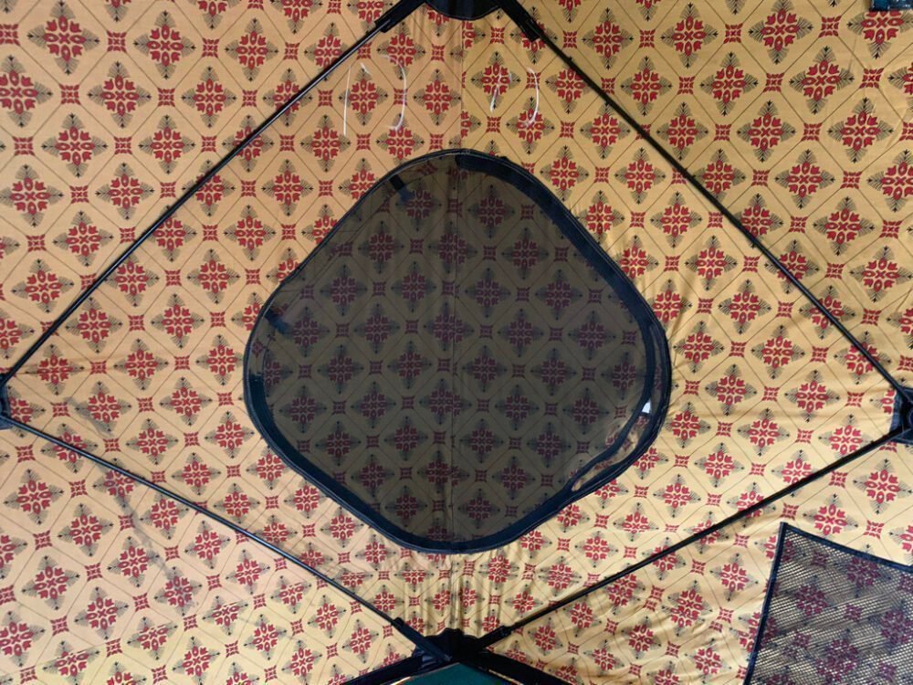 Middle Eastern Hexagonal Double-Layer Hub Folding Tent | Ultimate Protection for Harsh Climates