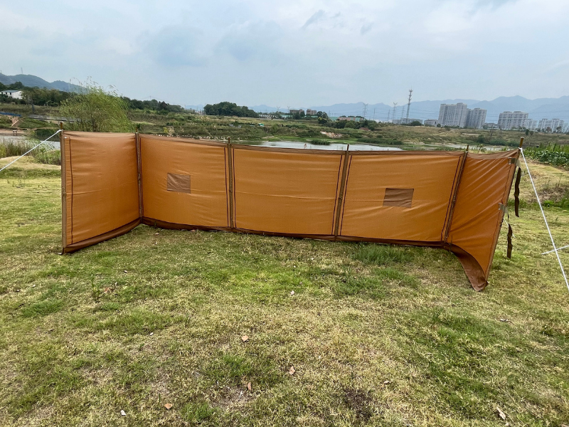 6 Outdoor Foldable Oxford Windscreen | Durable Wind Protection for Saudi Arabia, Qatar, UAE, Kuwait, Oman